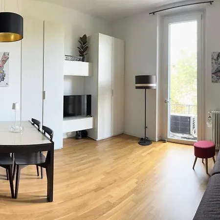Lägenhet Casa Varesina Milano